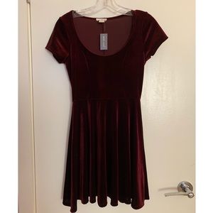 Cute velvet maroon mini dress size medium